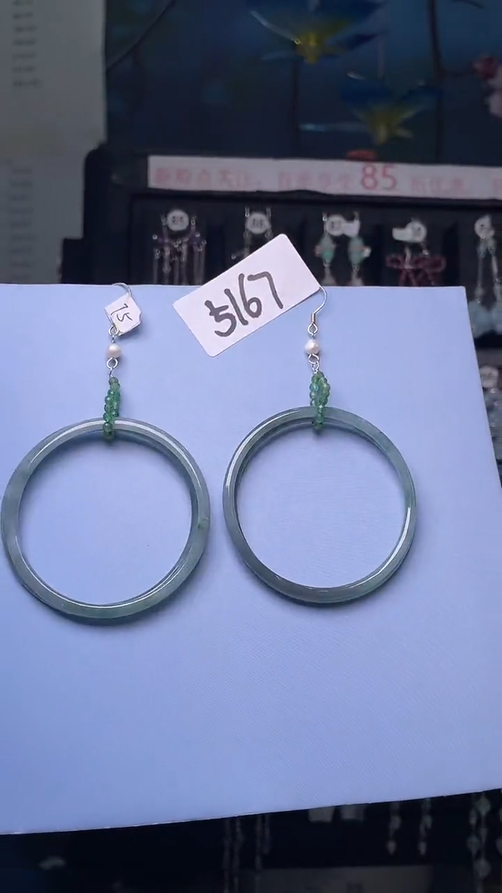 未镶嵌翡翠耳饰喜欢拍