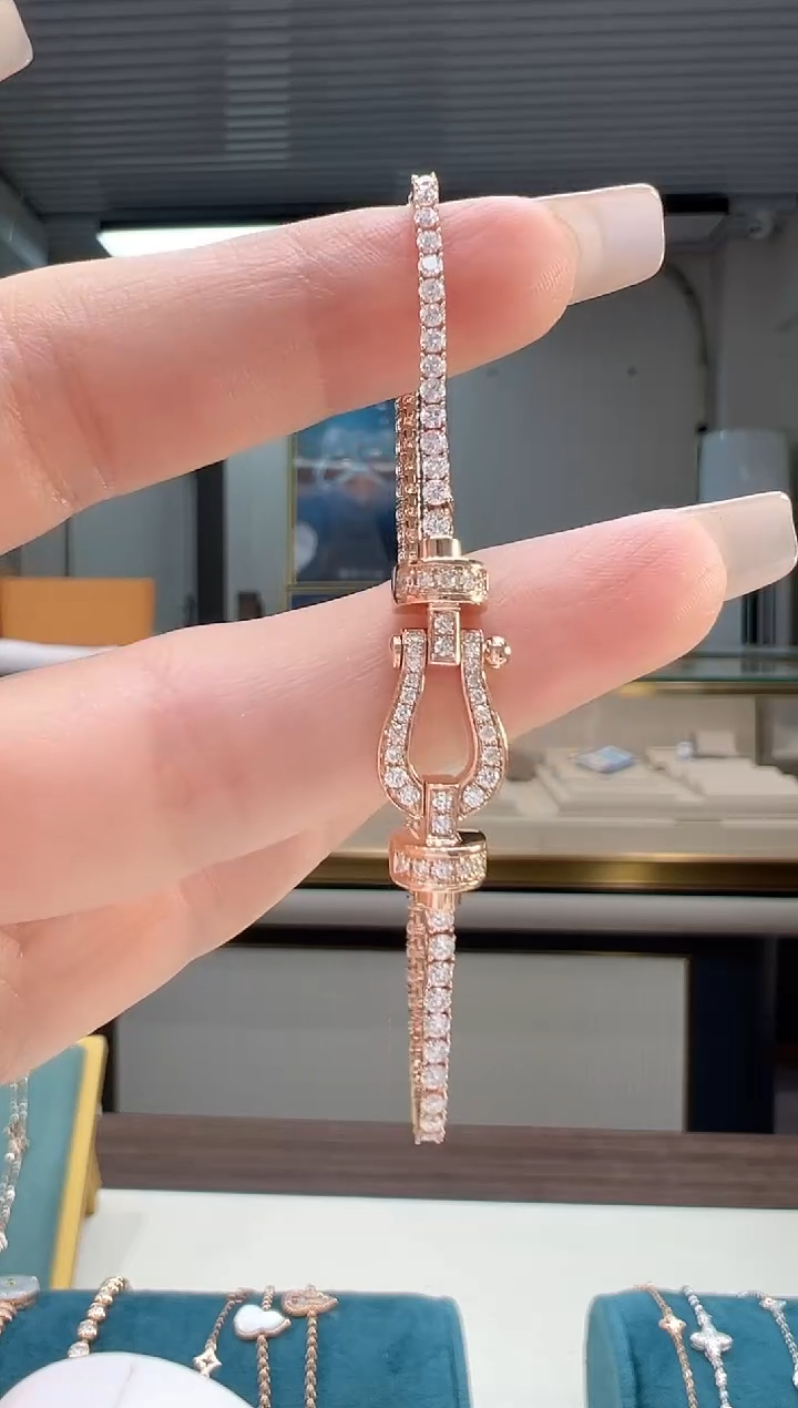 【闪购商品】钻石手链18K金镶嵌钻石马蹄手链K红（16）