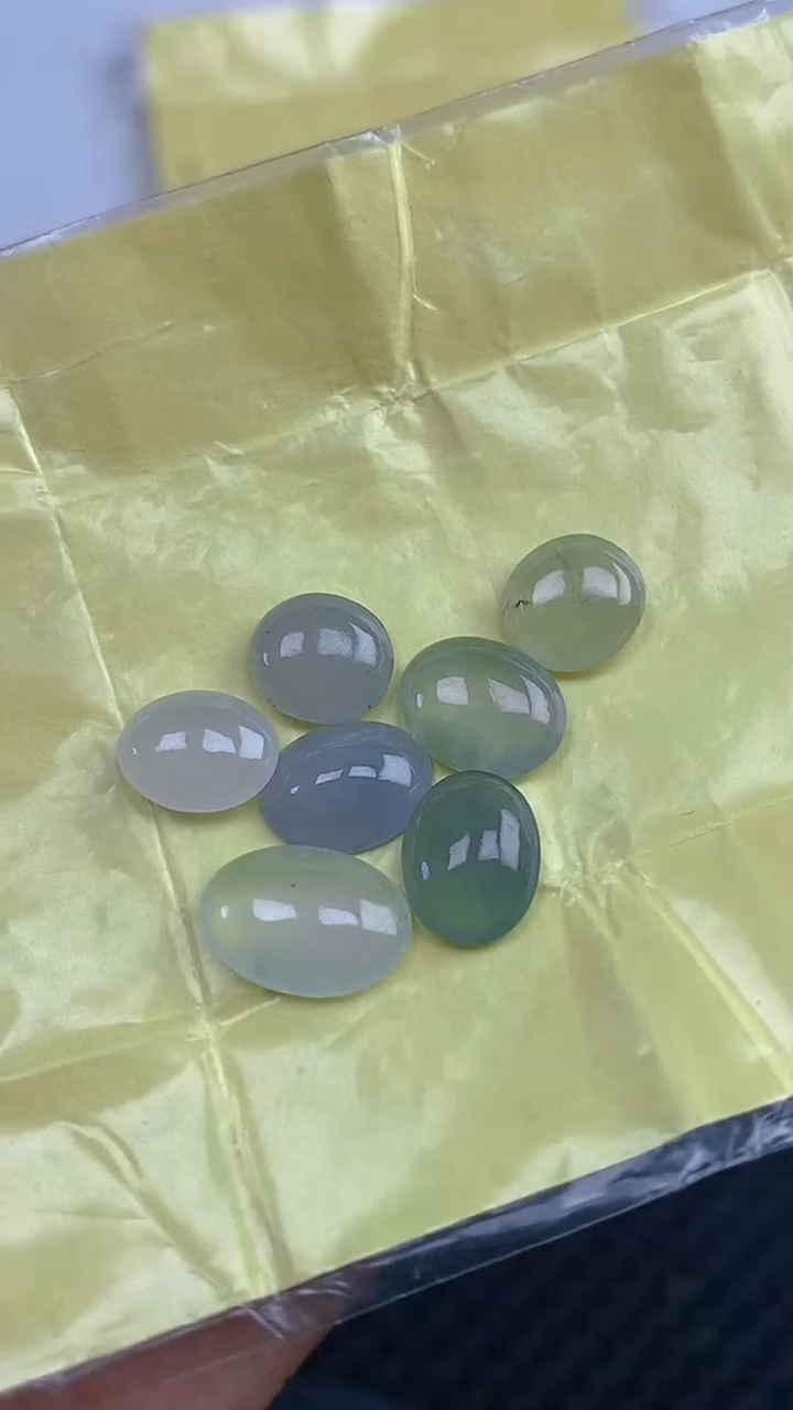 定制翡翠未镶嵌天然翡翠蛋面28