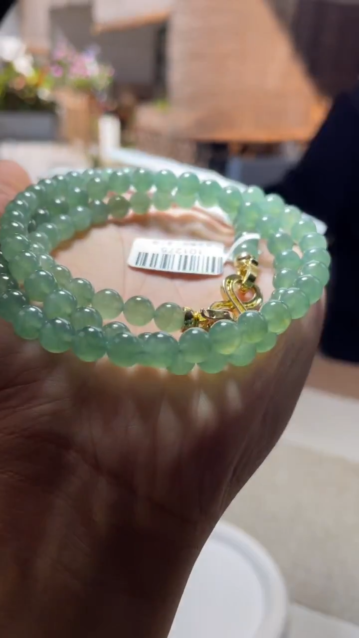 颈饰未镶嵌翡翠项链