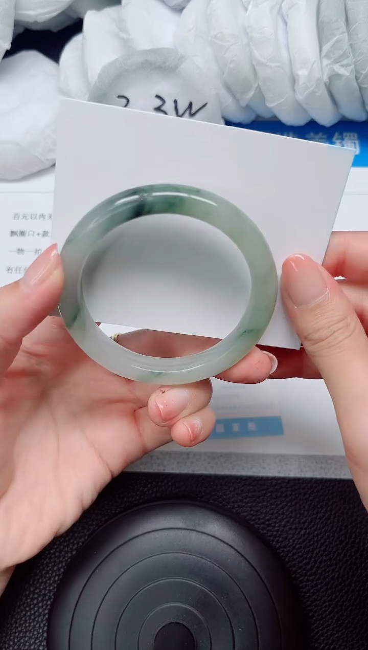 石英质玉手镯未镶嵌409-55.5