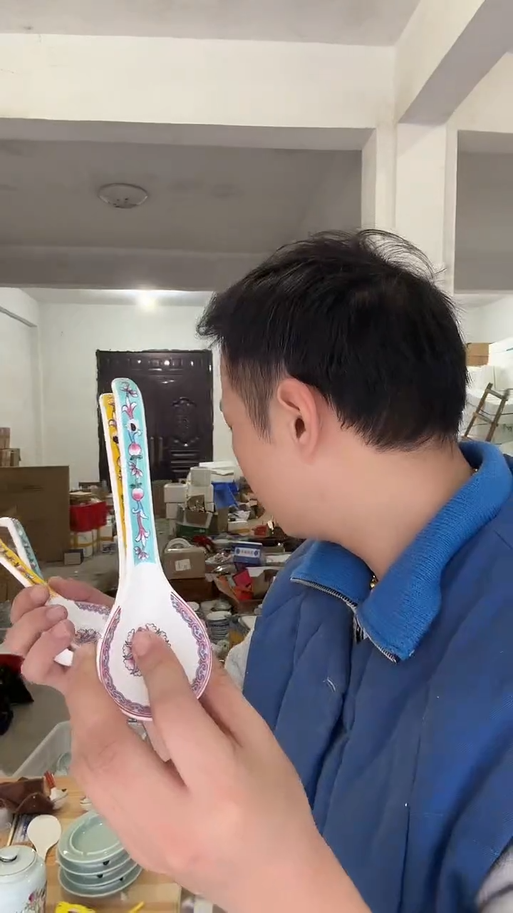 瓷片珐琅天鹅勺子2个装 黄色跟蓝色