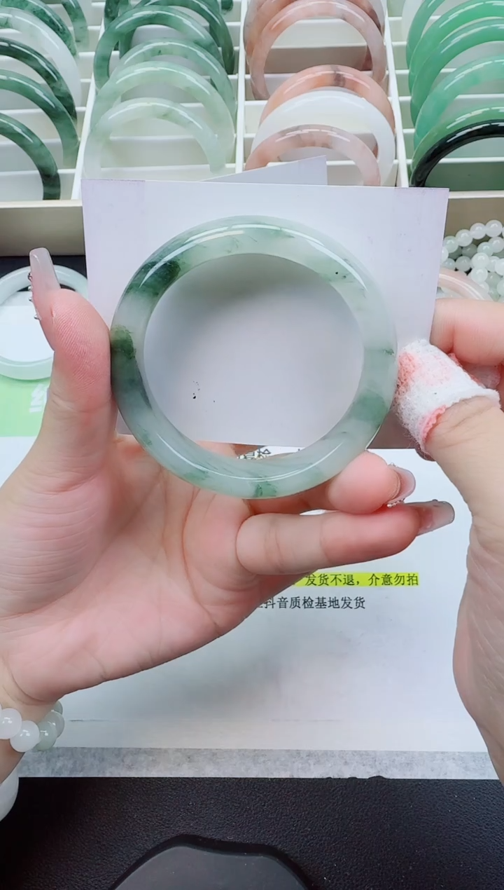 【闪购商品】石英质玉手镯合金145/55-56圈