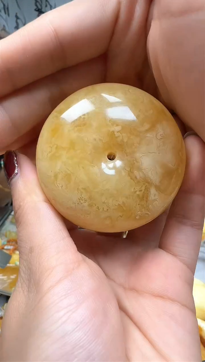 【闪购商品】琥珀裸石未镶嵌挂坠