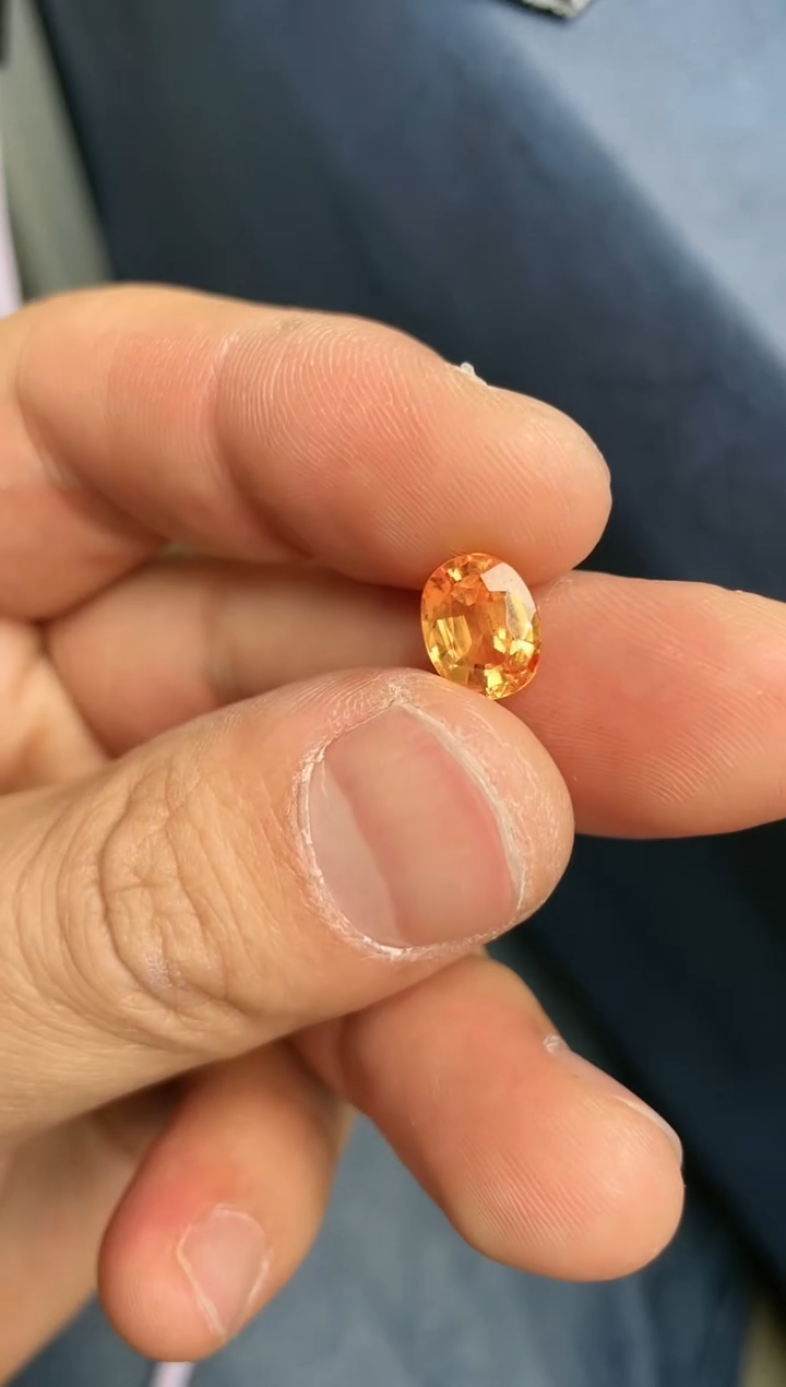 【闪购商品】石榴石（芬达石）裸石未镶嵌3.12ct汽水色 净体