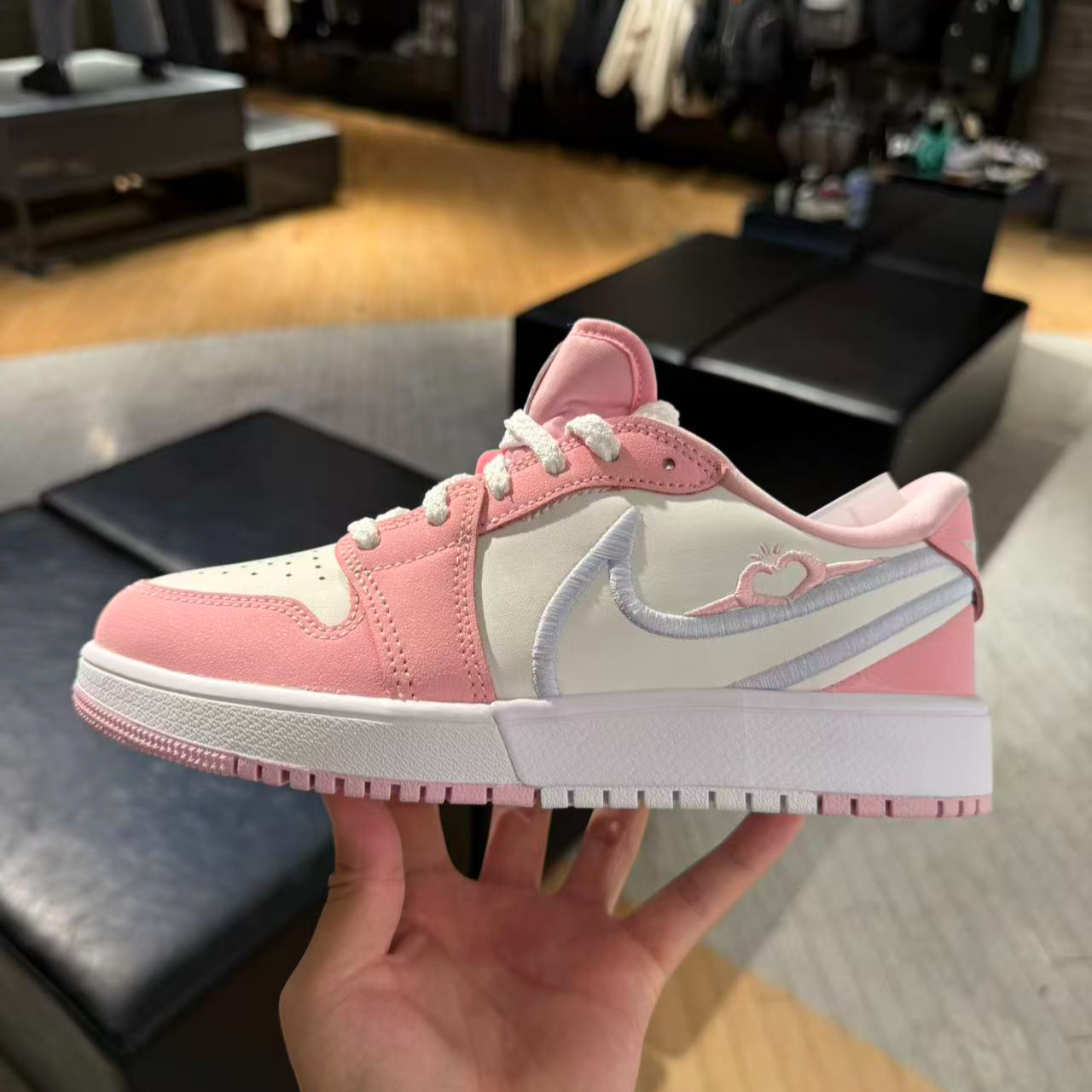 NIKE JORDAN 1 LOW RM (GS)耐克女款休闲百搭板鞋HQ2024-602