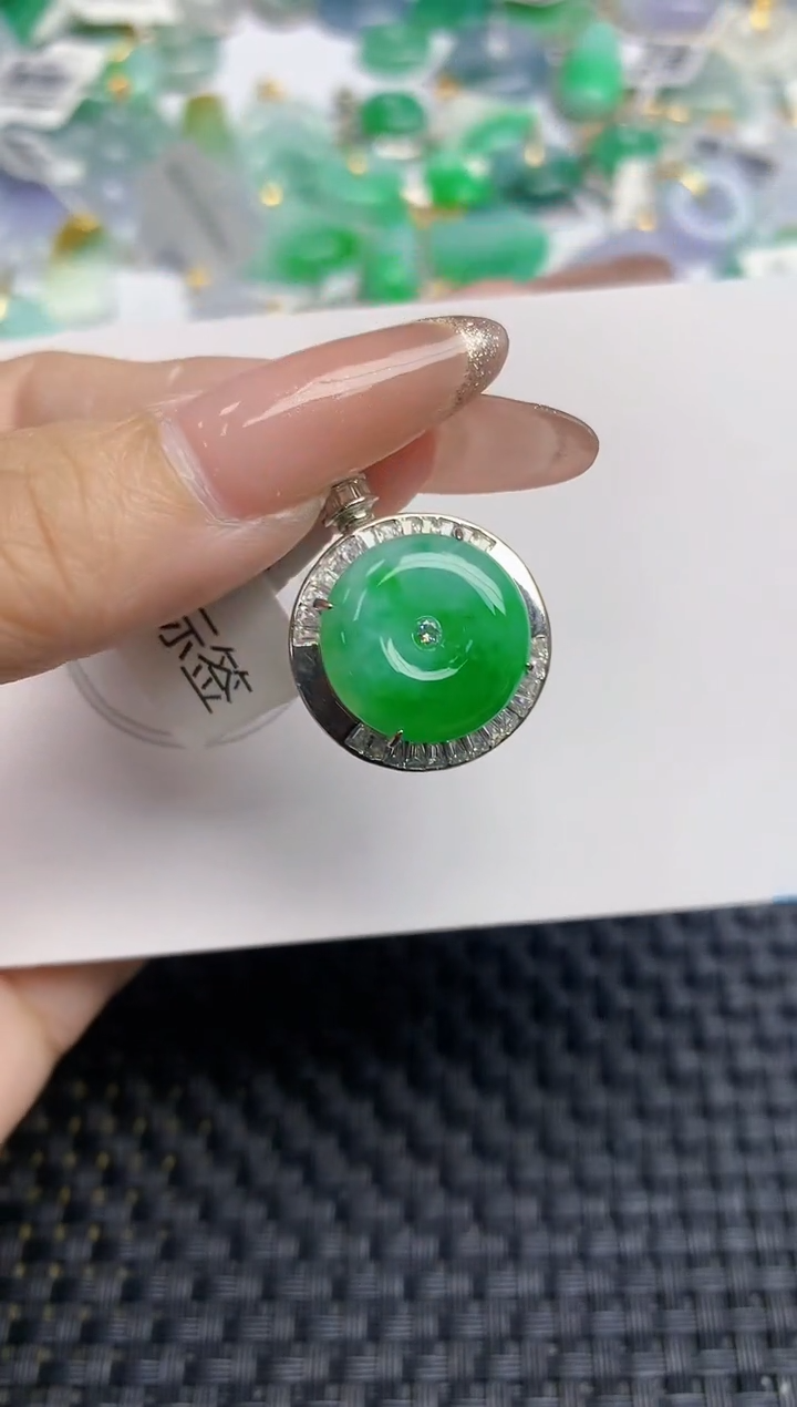 颈饰未镶嵌翡翠天然缅甸A货翡翠百元以上9元证书费自理