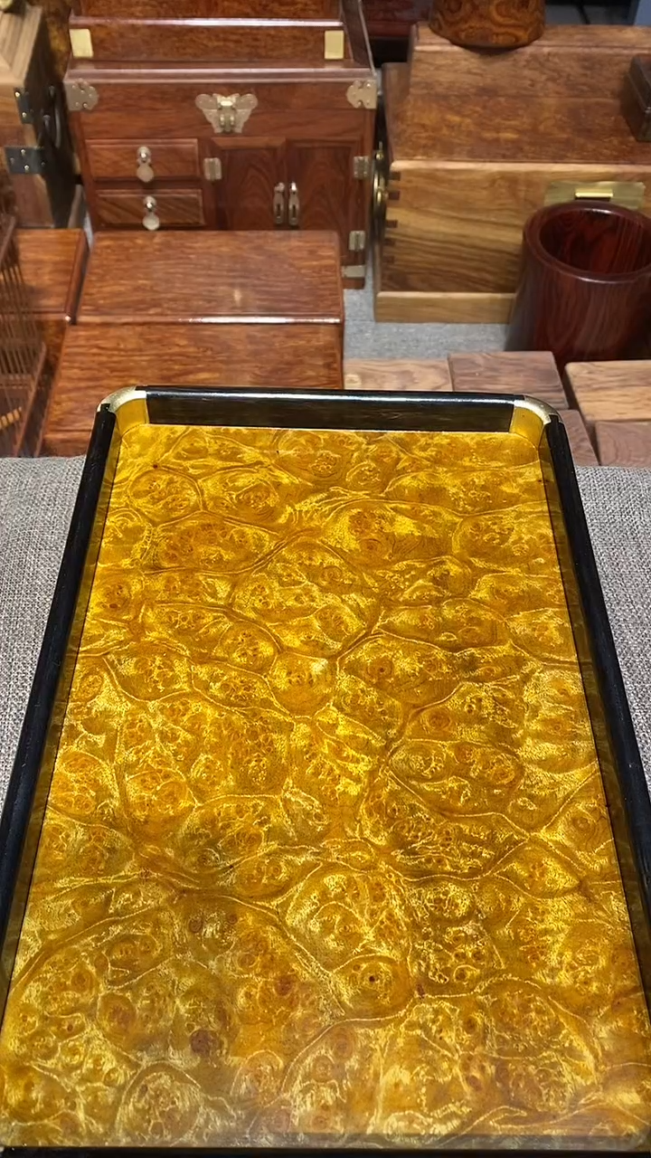 【闪购商品】香樟木木艺茶盘一个