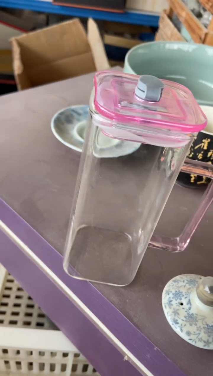 杯 无运费险有瑕疵的摄影的产品有使用过的痕迹有点脏介意勿拍