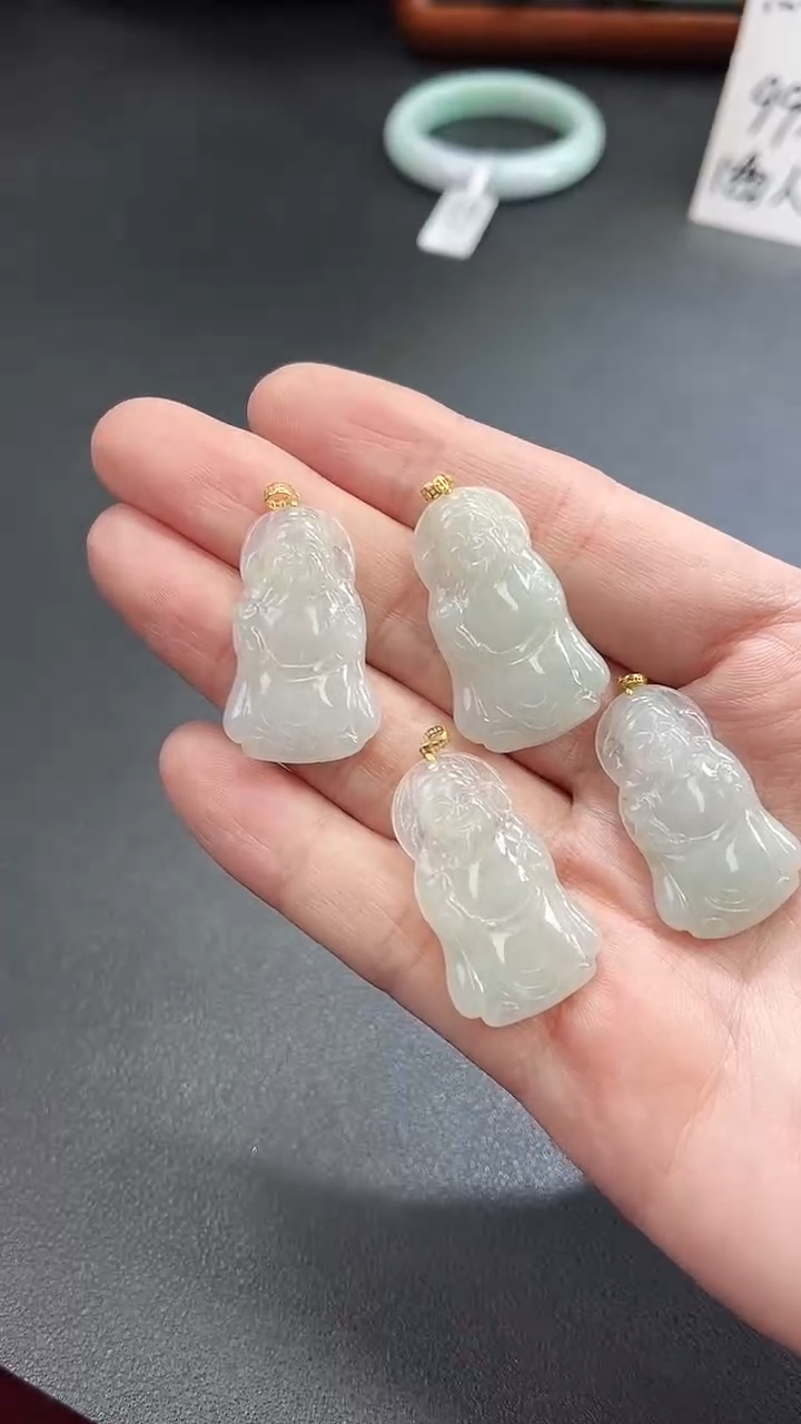 【闪购商品】翡翠颈饰18K金镶嵌财神多样性发其一