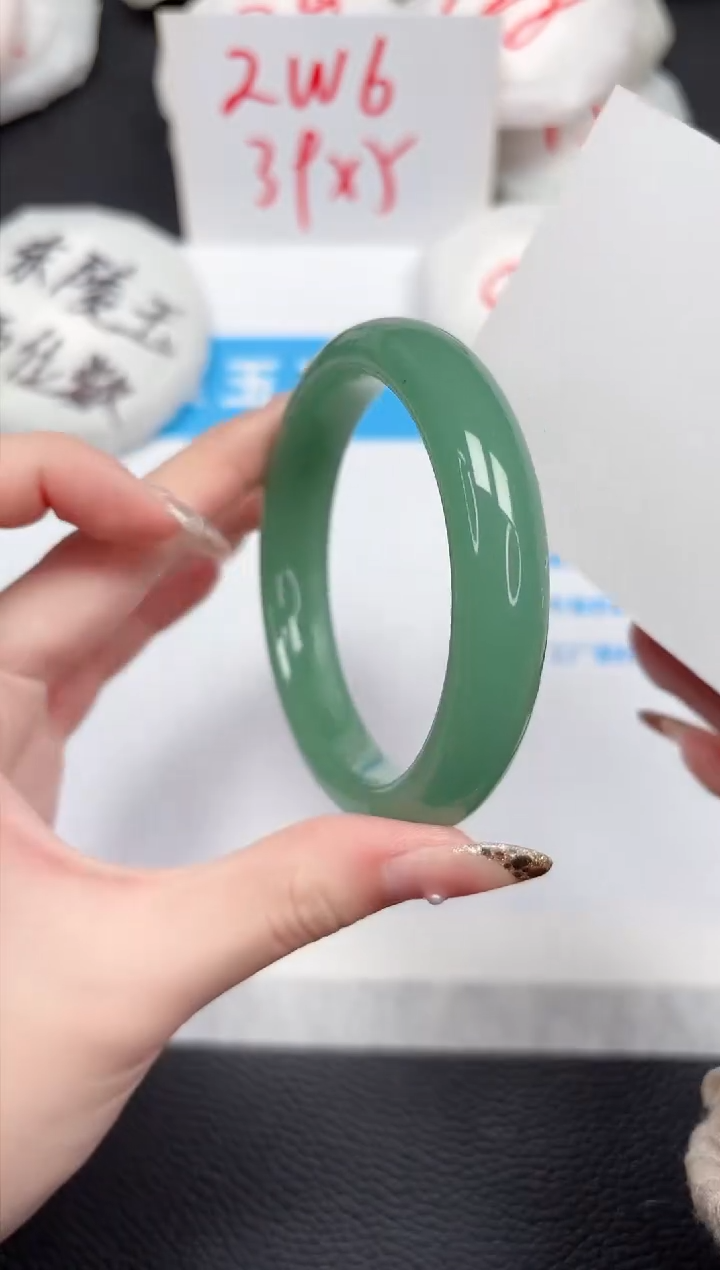 【闪购商品】石英质玉手镯未镶嵌472-62.5