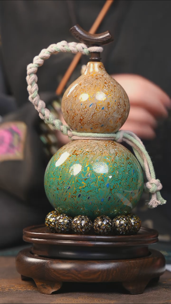 【闪购商品】YW152漆艺酒葫芦不包手串及旋转底座