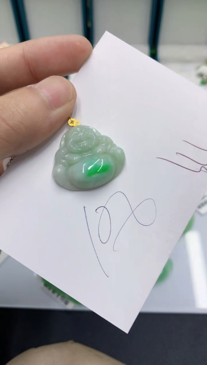 颈饰18K金镶嵌翡翠翡翠