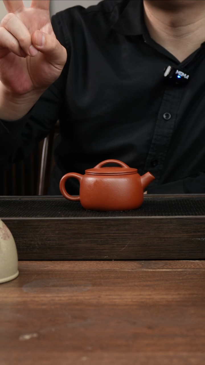 茶杯紫砂朱泥古韵圆汉瓦 ！   150CC  