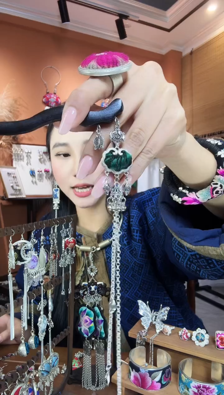 【闪购商品】刺绣纯手工发簪民族风