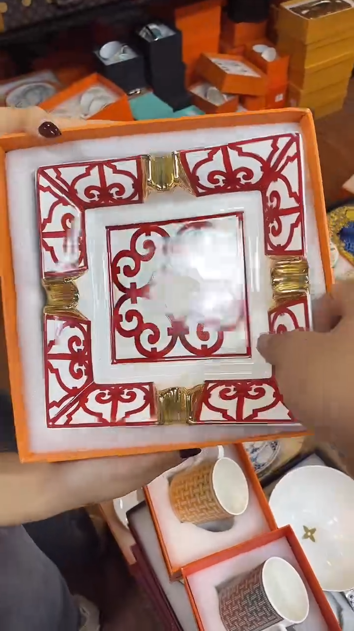 杯鸿辉家品牌瓷器，京东包邮！