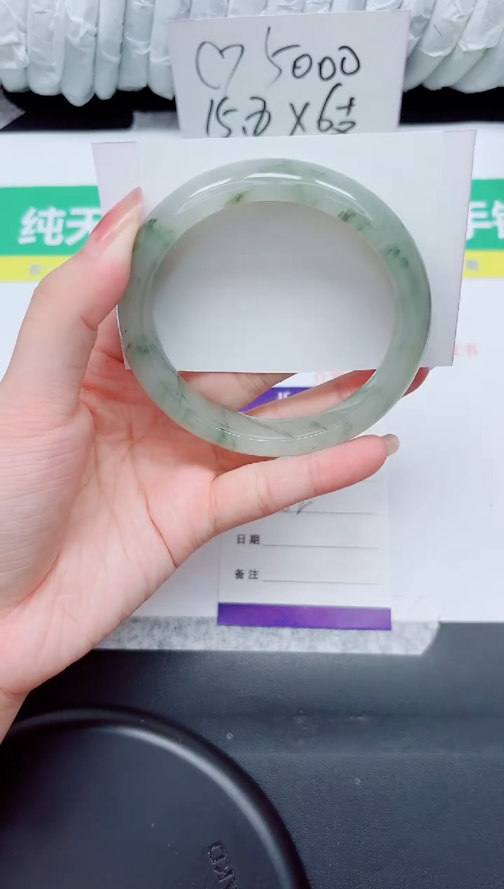 石英质玉手镯未镶嵌33-62