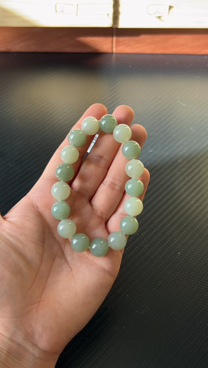 未镶嵌手串和田玉且末近矿微色差卡12M