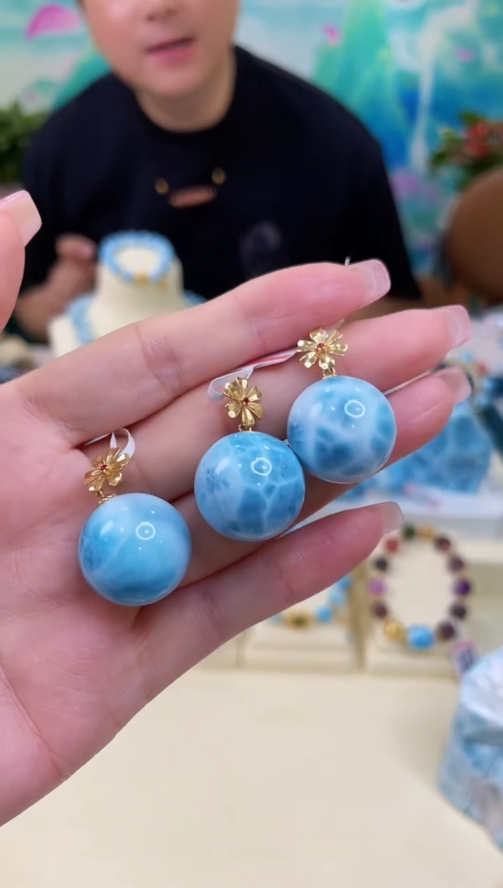 【闪购商品】针钠钙石颈饰18K金镶嵌多样性发一@@ZY30410003