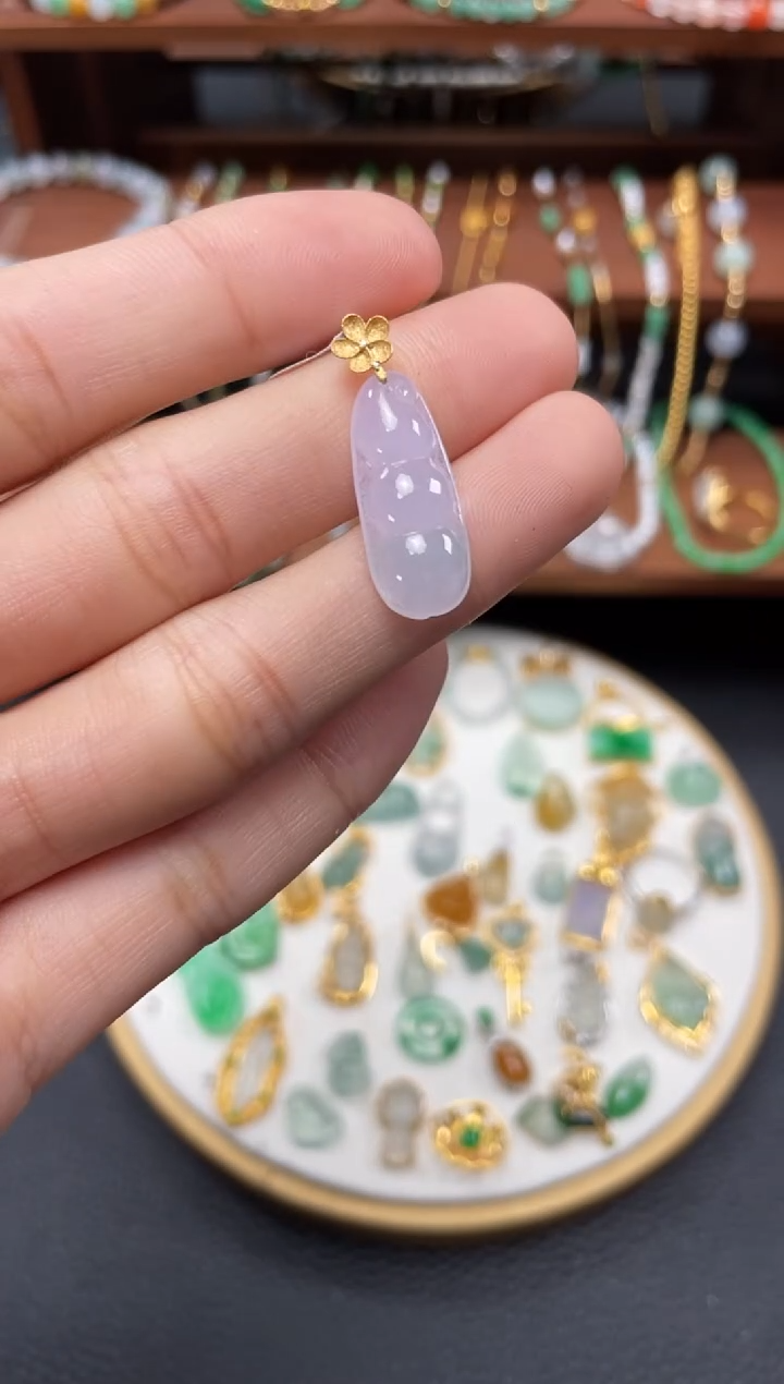 【闪购商品】翡翠吊坠(不含链)18K金镶嵌一个   JK348