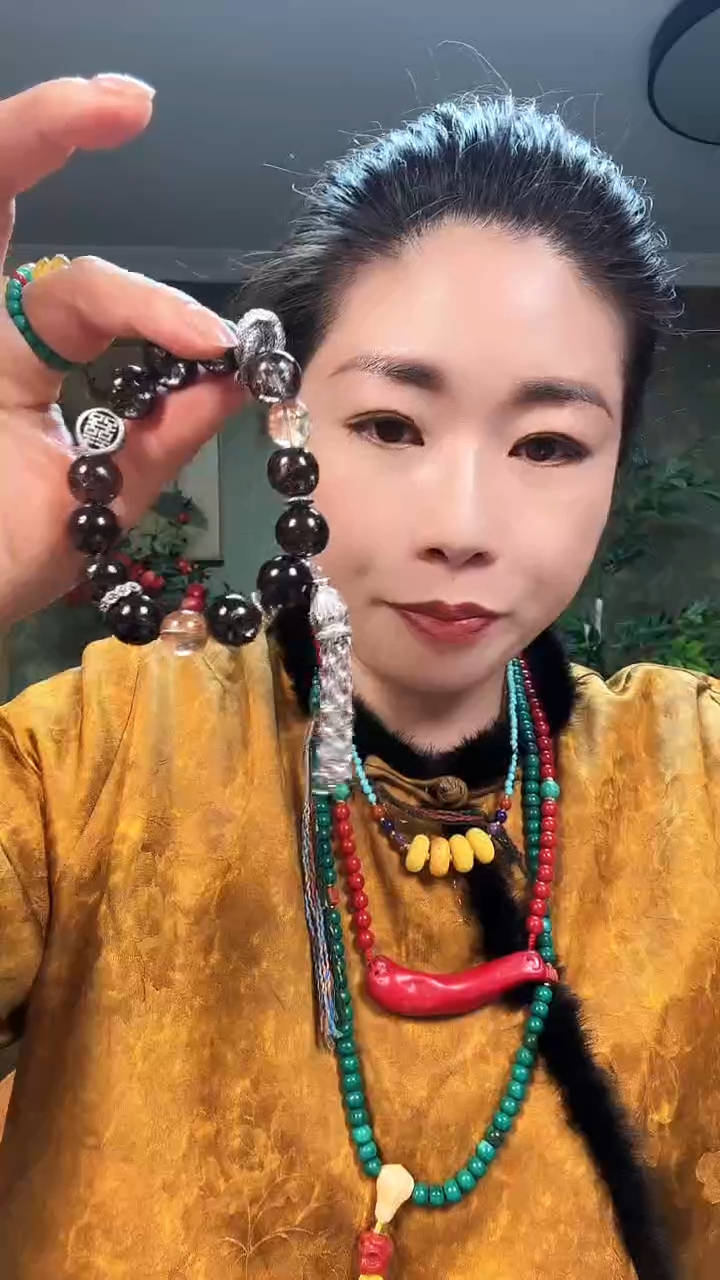 【闪购商品】树脂制品0000000T135