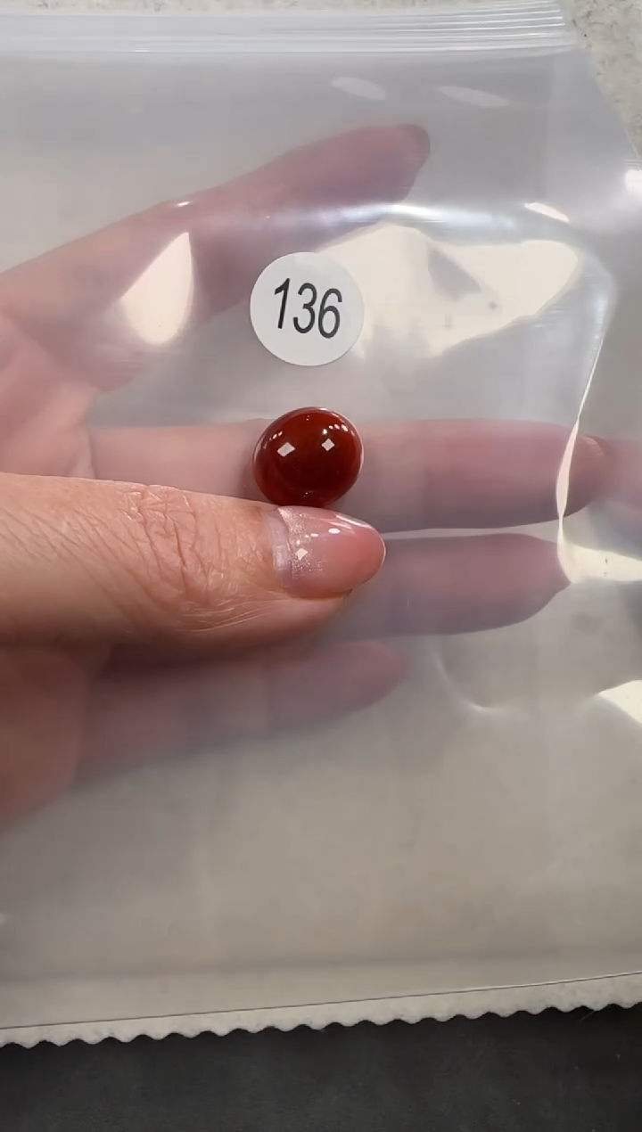 未镶嵌南红玛瑙珠宝半成品圣**李原矿无优化无胶裂牛血戒面