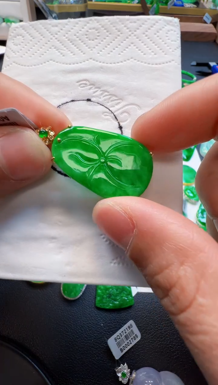 【闪购商品】定制翡翠18K金镶嵌3800元