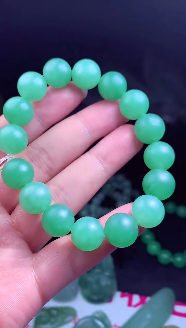 定制翡翠未镶嵌翡翠毛货定制