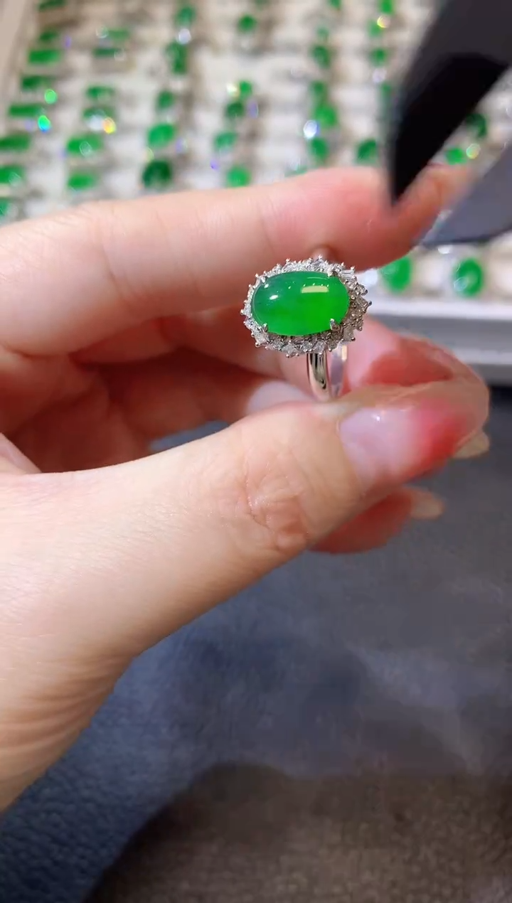 【闪购商品】翡翠戒指18K金镶嵌A13 翡翠