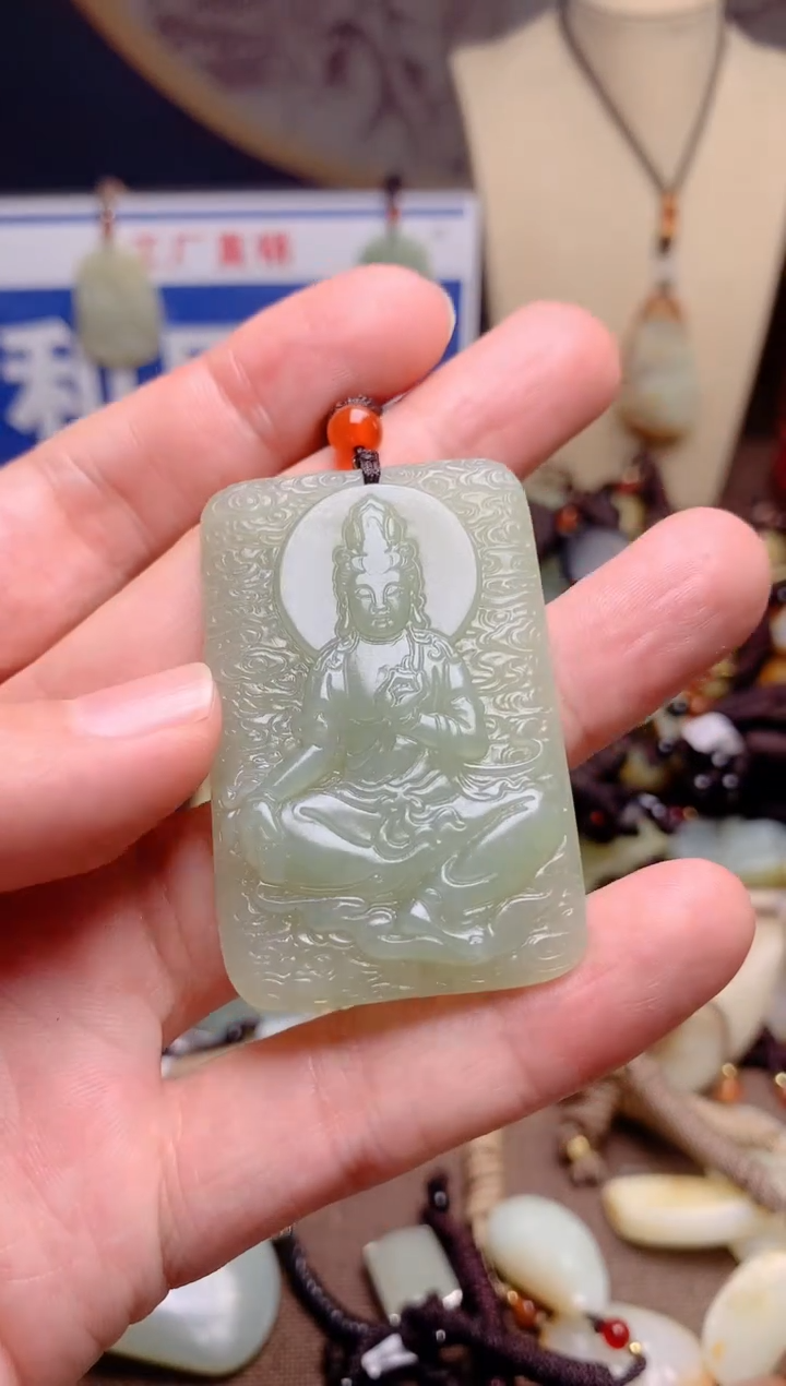 和田玉未镶嵌颈饰1