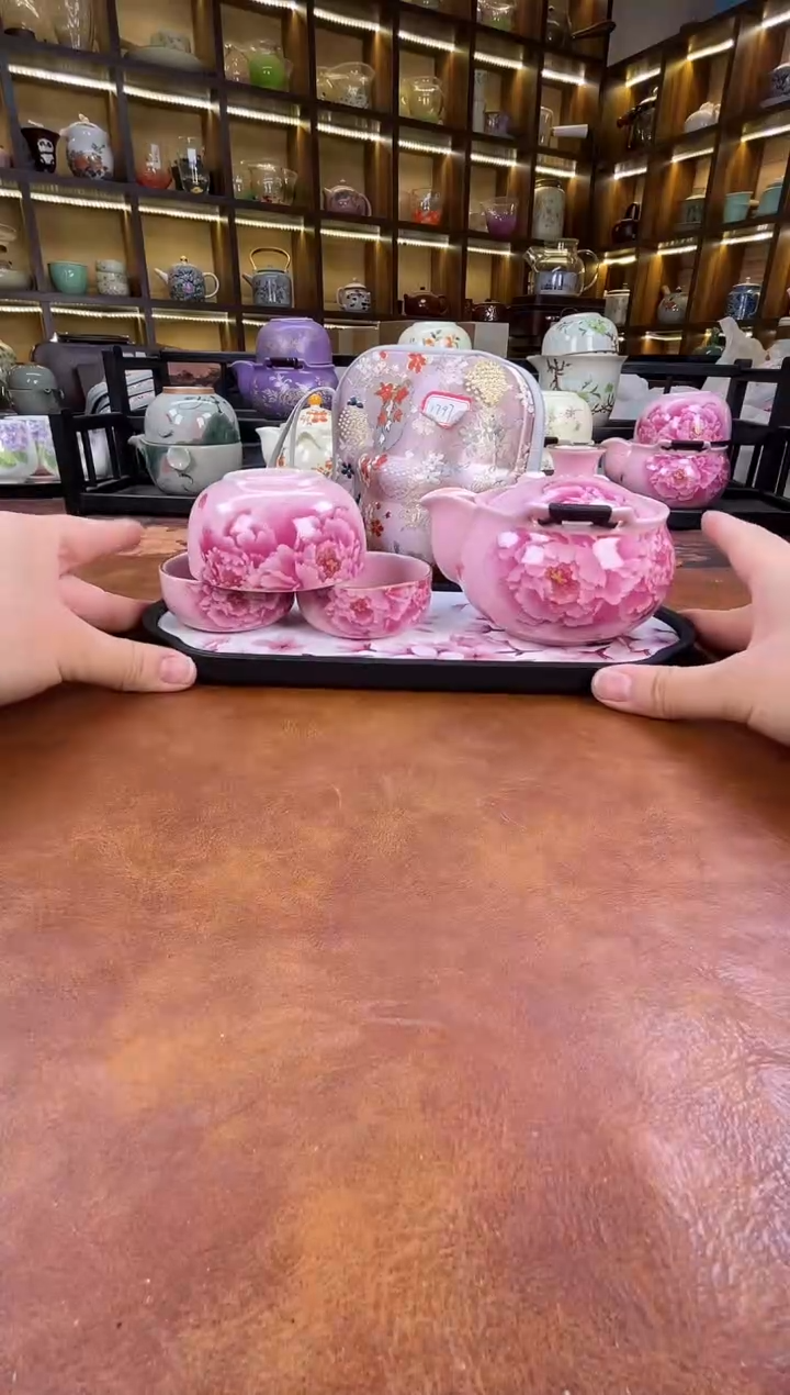 瓷片新款粉色牡丹宝瓶+长方粉色花朵盘