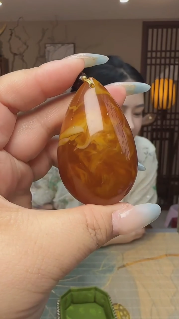 珐琅足银甄选好物 I 老蜡飘蜜水滴形吊坠