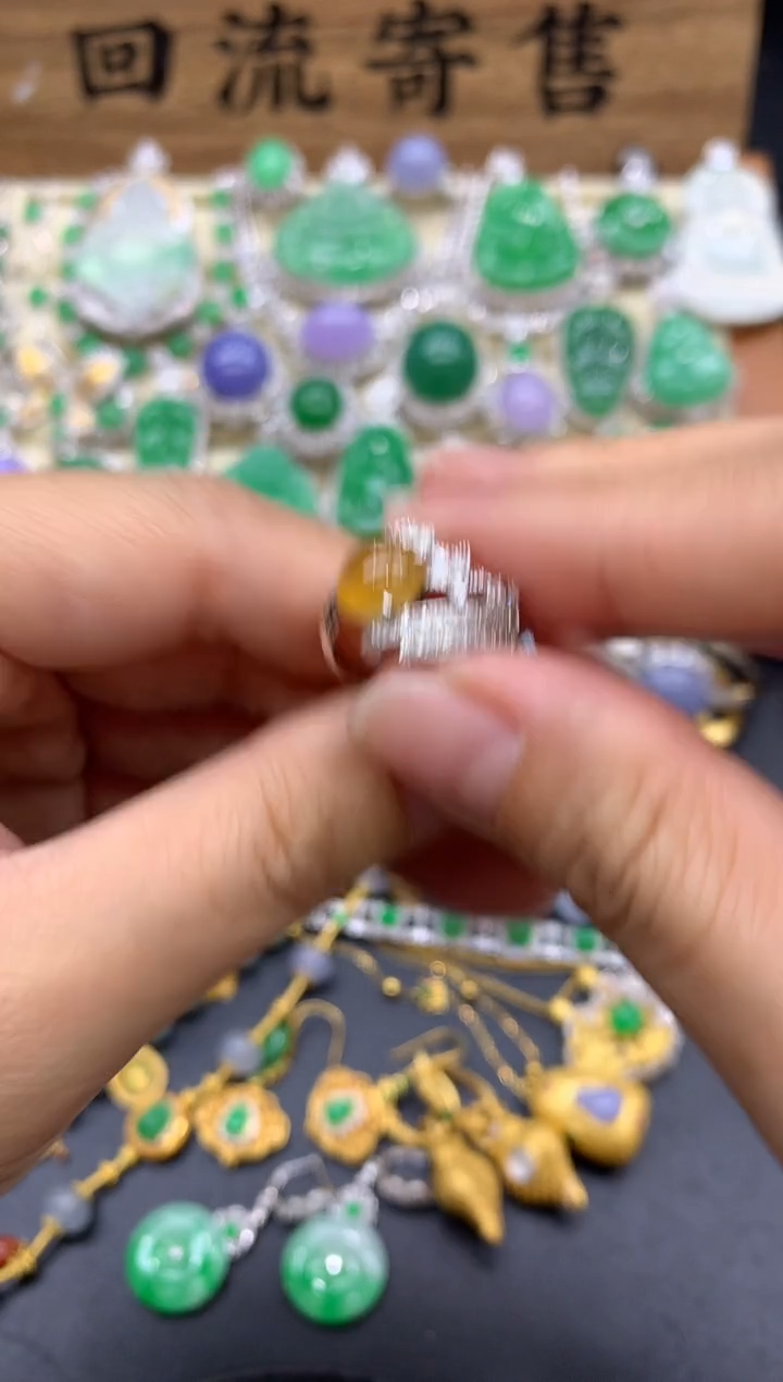【闪购商品】翡翠戒指18K金镶嵌496-中国好珍宝