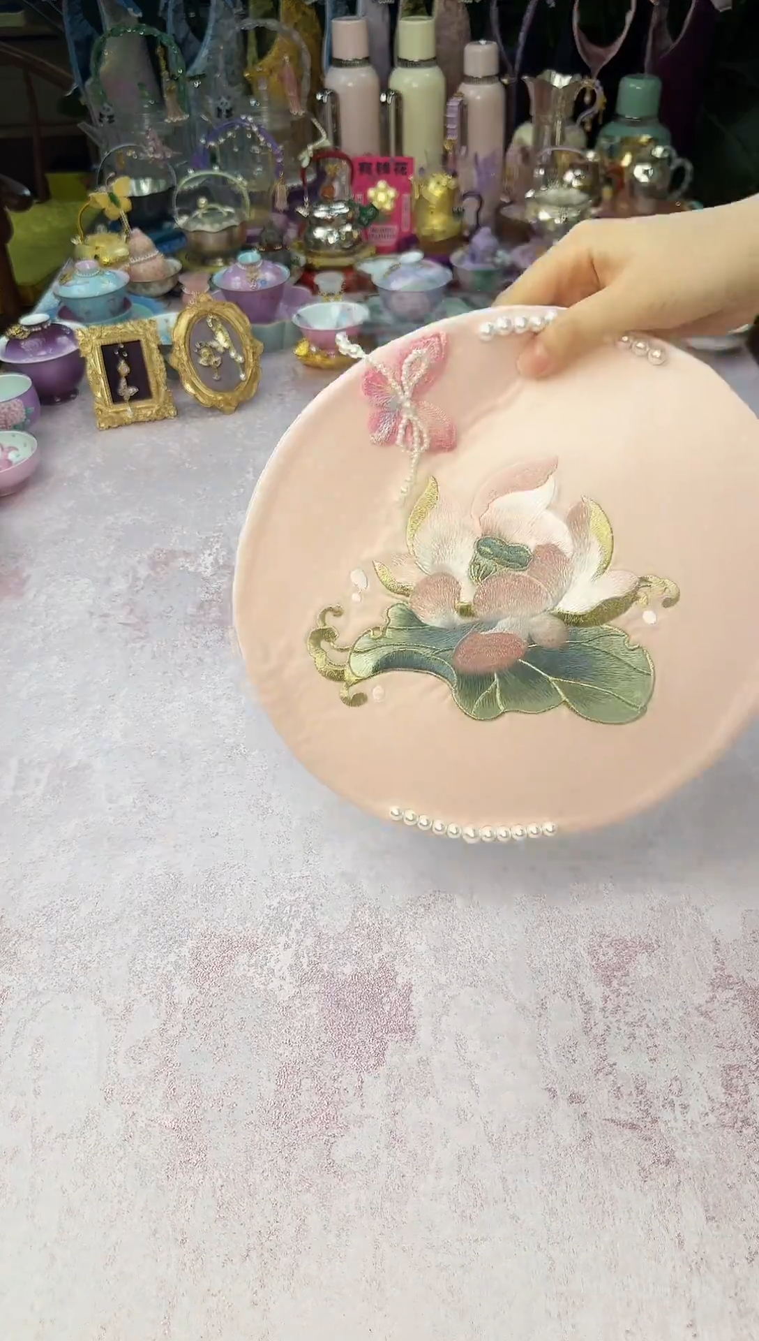 121粉色爱莲说圆型茶席