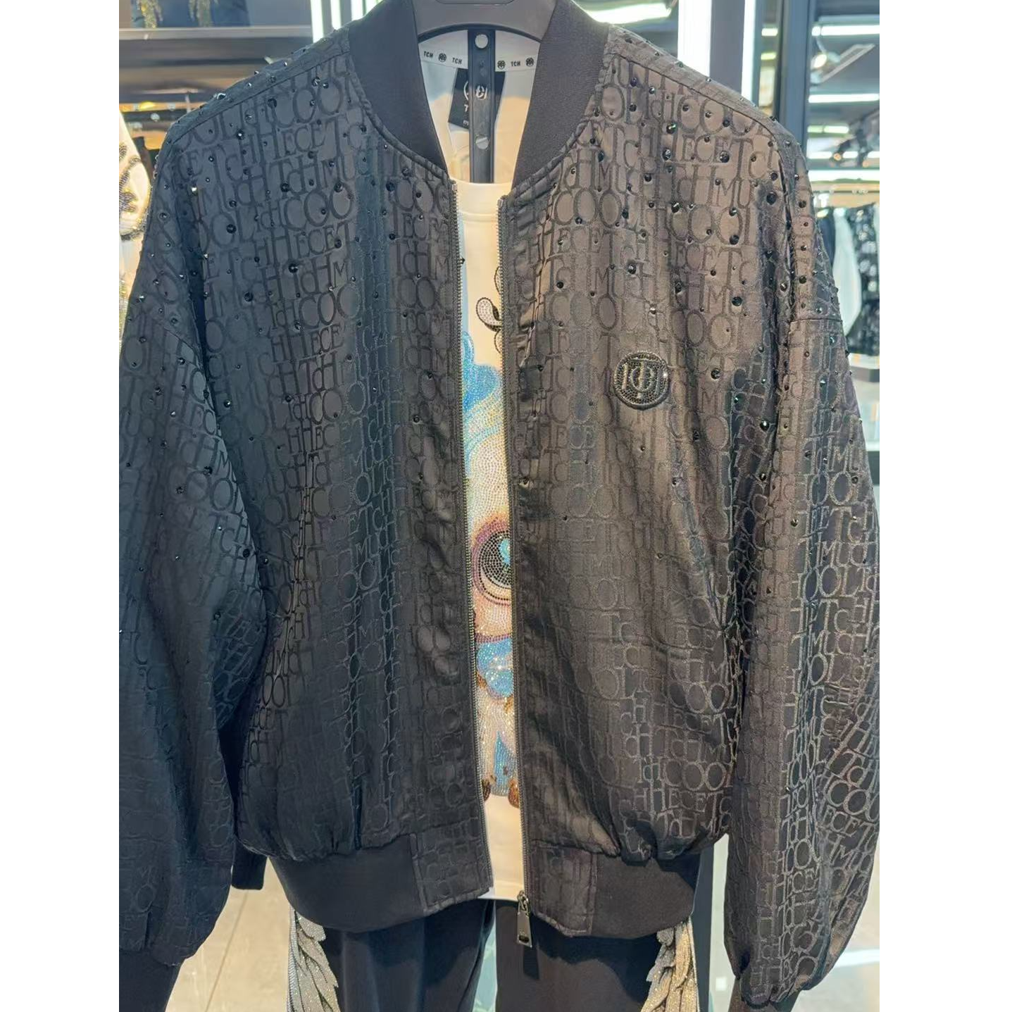 TCH服饰店-潮牌时尚25新款烫钻黑色夹克外套T75A166001