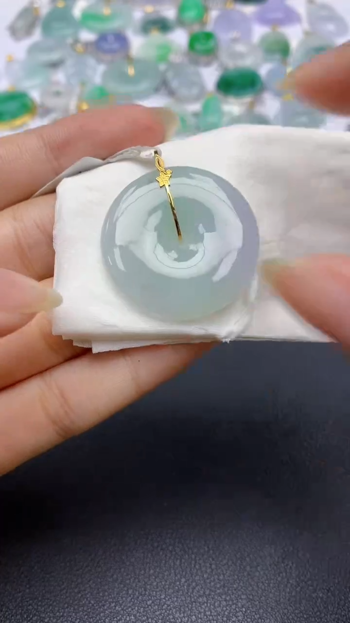 颈饰18K金镶嵌翡翠天然缅甸a货翡翠百元以上9元证书费自理