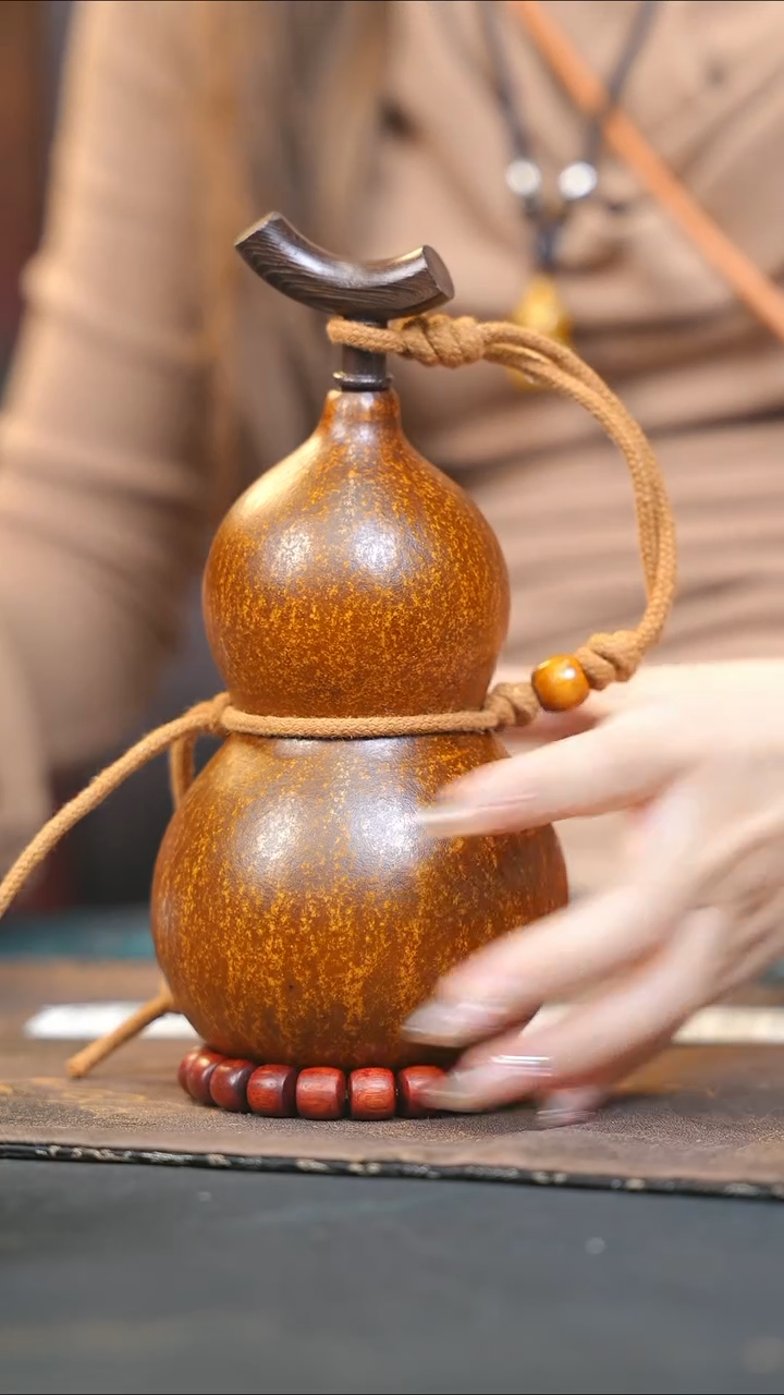 【闪购商品】WQ214大漆酒葫芦不包手串及旋转底座