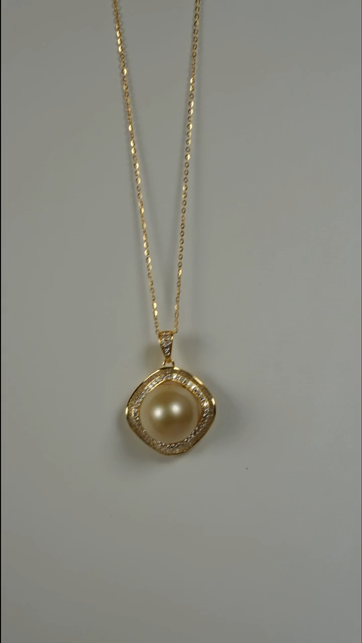 银S925镶嵌吊坠(赠链)海水珍珠南洋金珠方形款15-16mm