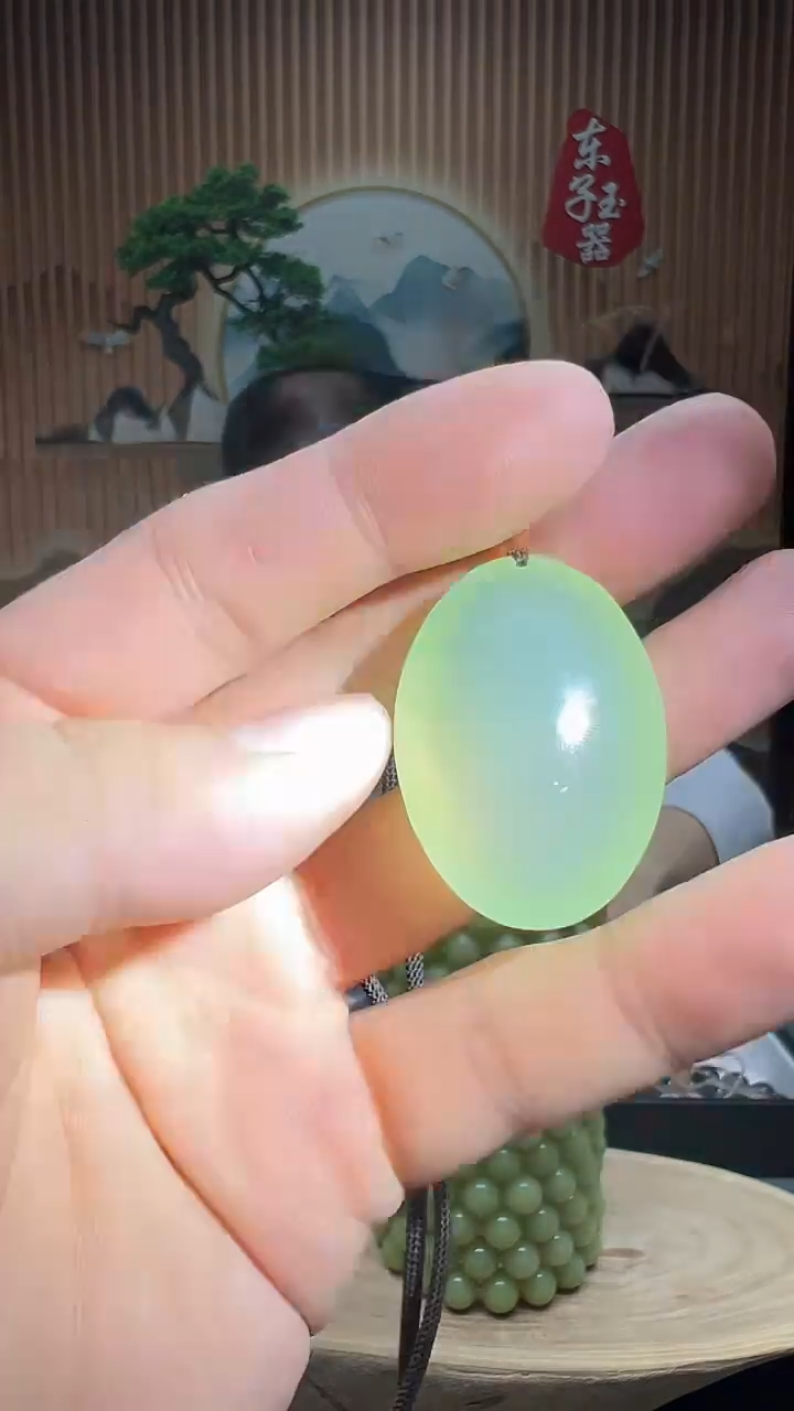 【闪购商品】蛇纹石玉颈饰未镶嵌天然玉石吊坠