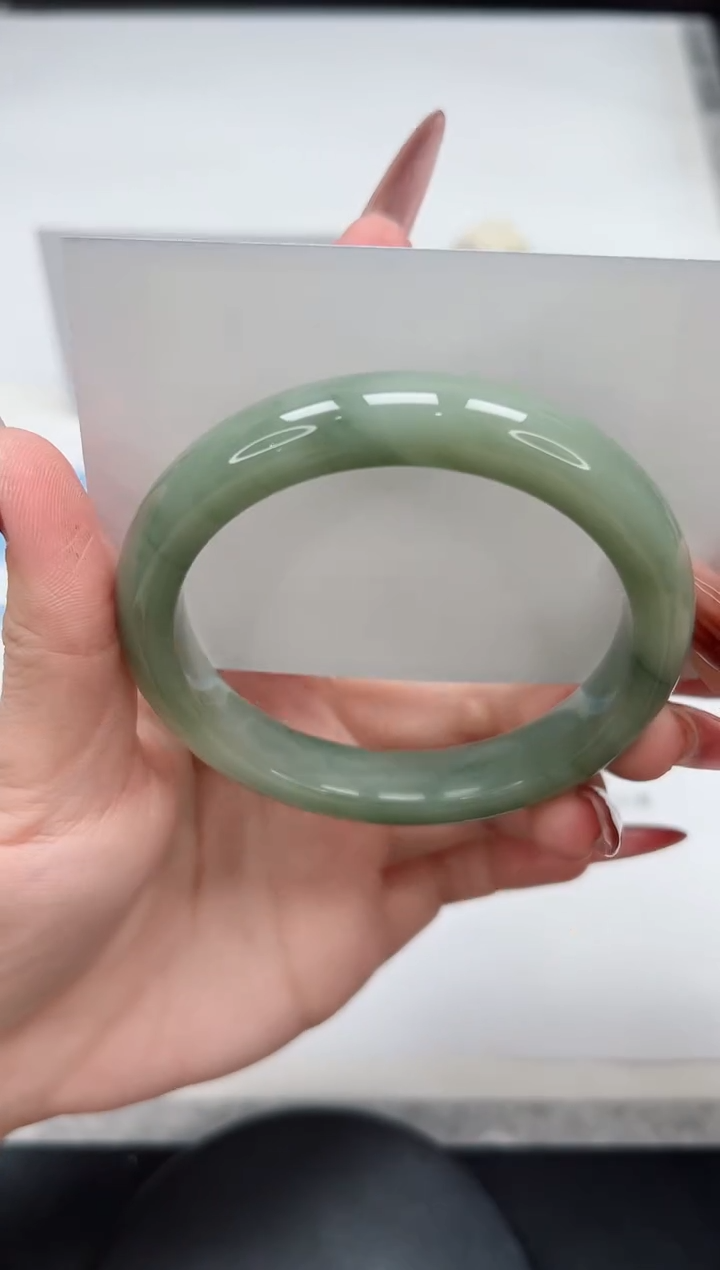 【闪购商品】石英质玉手镯未镶嵌301/飘花60.5