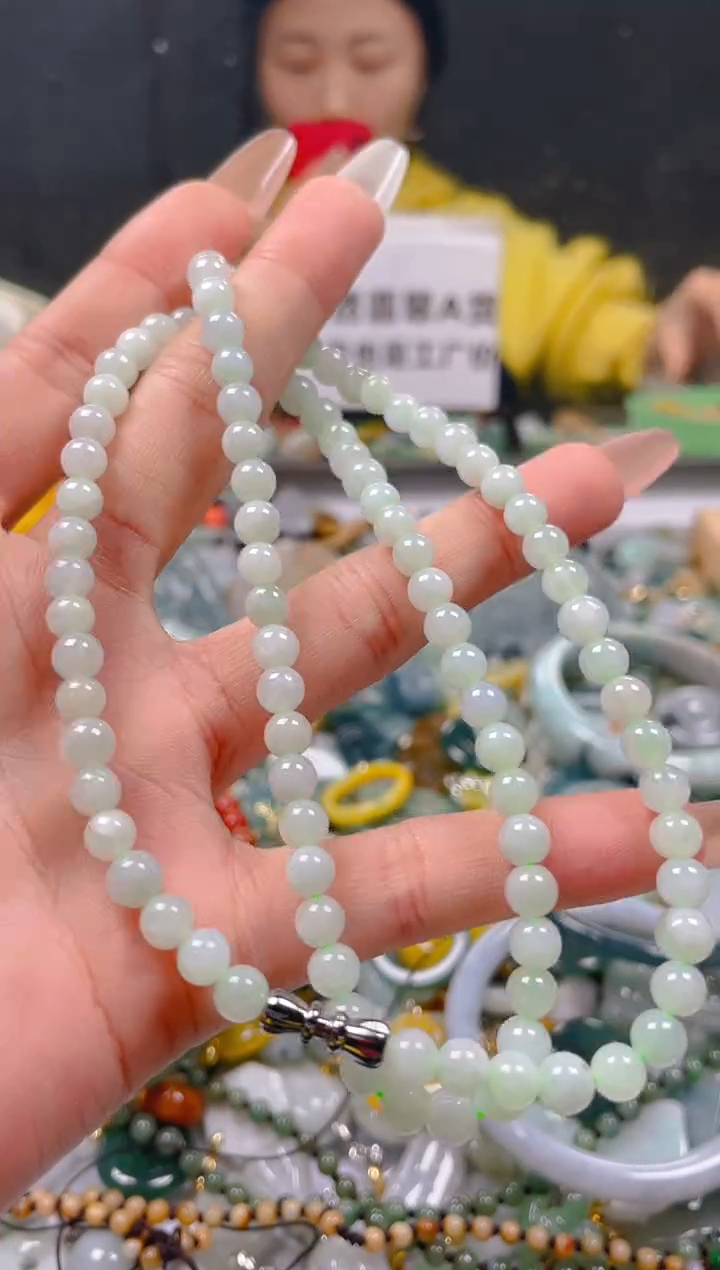 【闪购商品】翡翠颈饰未镶嵌5-6MM/F/翡翠A货一图一物