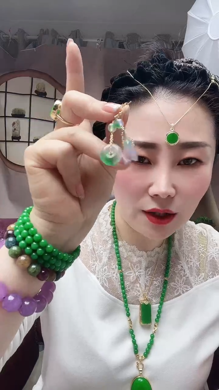 【闪购商品】翡翠耳饰14K金镶嵌S7号