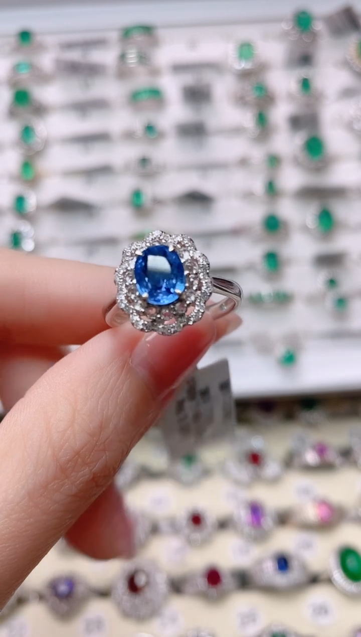 【闪购商品】蓝宝石18K金戒指18K金镶嵌1