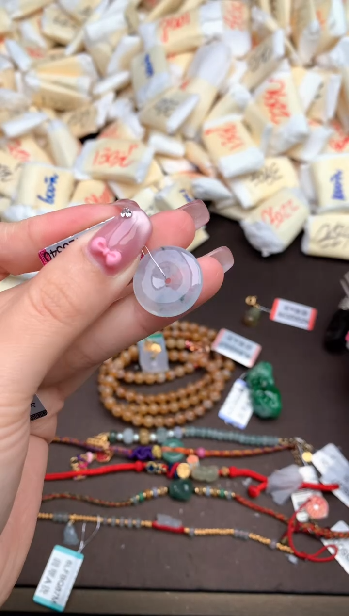 【闪购商品】翡翠挂件未镶嵌—