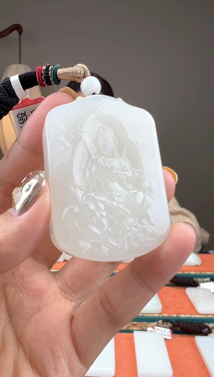 【闪购商品】和田玉颈饰未镶嵌1