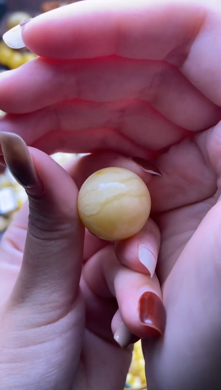 【闪购商品】琥珀裸石未镶嵌大小姐珠宝35