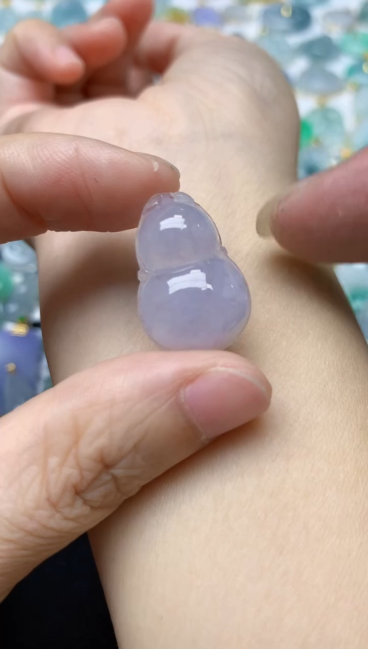 翡翠未镶嵌颈饰天然缅甸A货翡