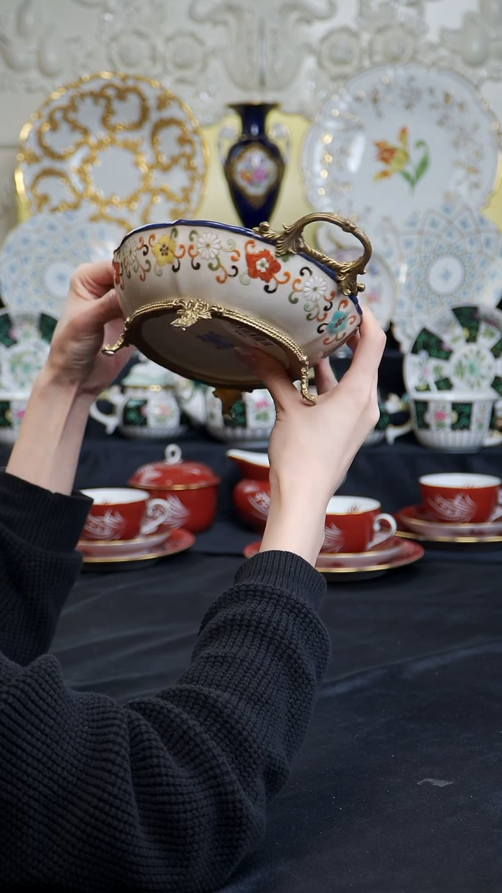 骨瓷婷婷中古器物如图所示61