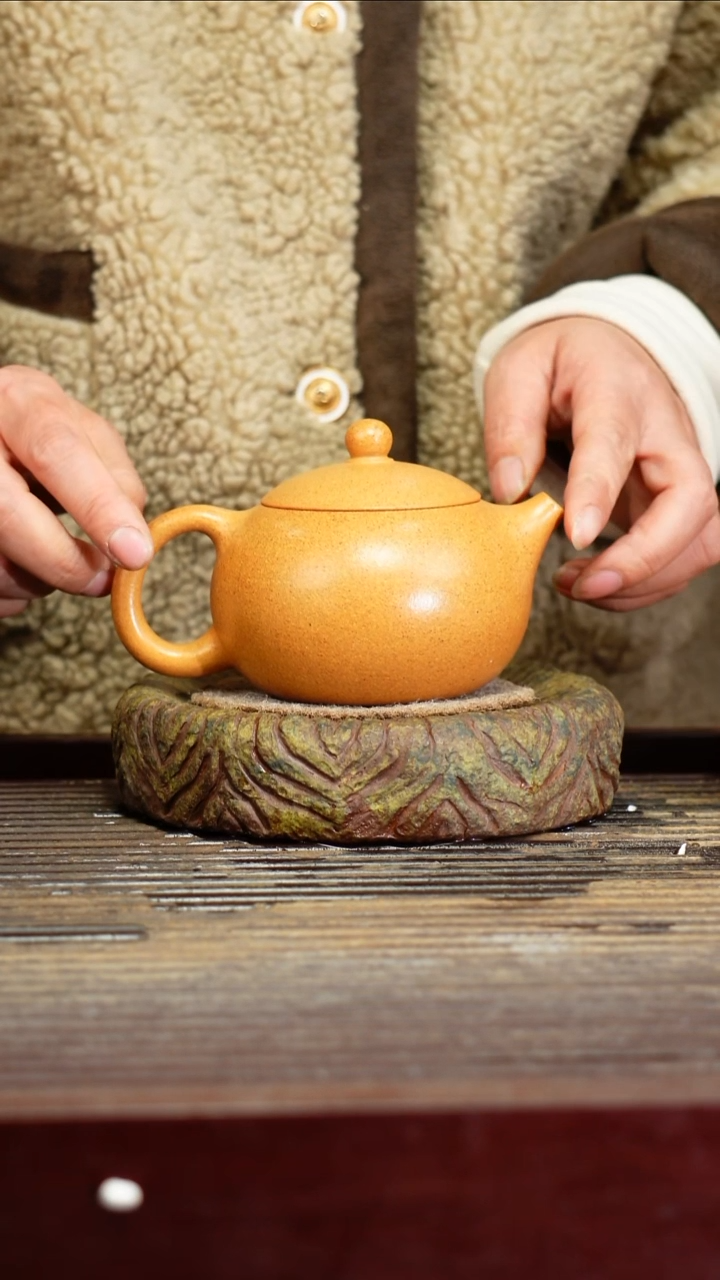 宜兴原矿紫砂壶茶壶宜兴原矿紫砂壶茶壶250C