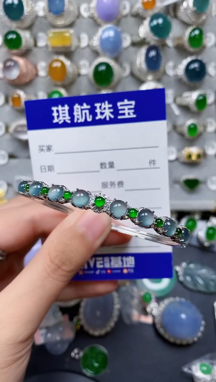 【闪购商品】翡翠手镯银S925镶嵌0601